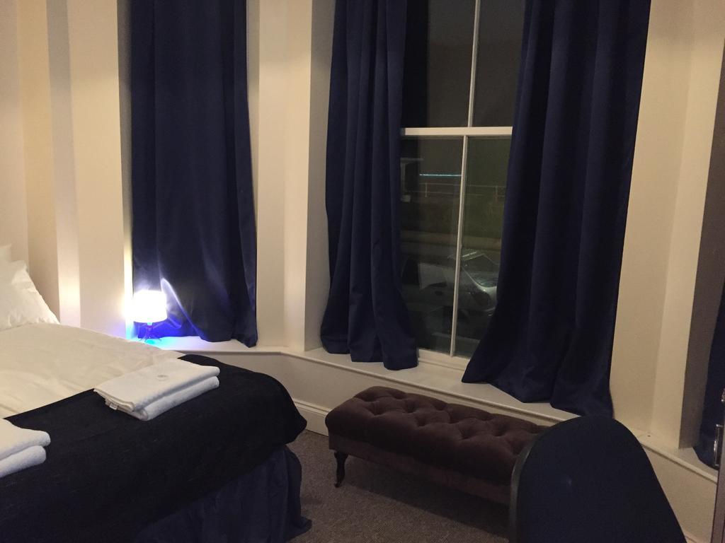 Pier 61 Guest Accommodation هاستَنغ المظهر الخارجي الصورة